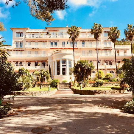 Studio 4 Personnes Avec Piscine, Tennis Apartment Hyeres Exterior photo